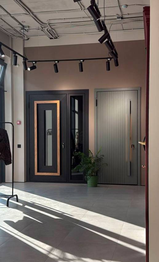 Производитель металлических дверей приглашает к сотрудничеству дилеров и оптовиков