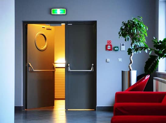 Противопожарные двери