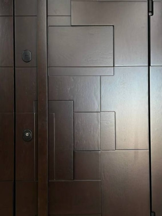 Стальная дверь с отделкой шпонированным МДФ Element – фото