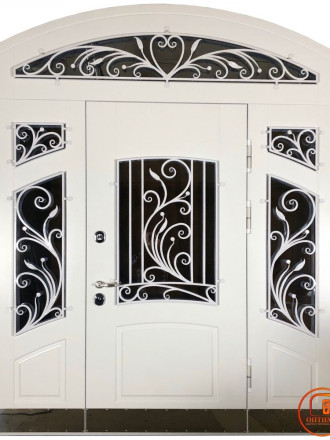 Входная парадная группа с арочной фрамугой – фото