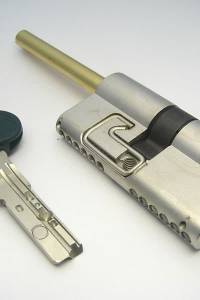 Цилиндровые замки